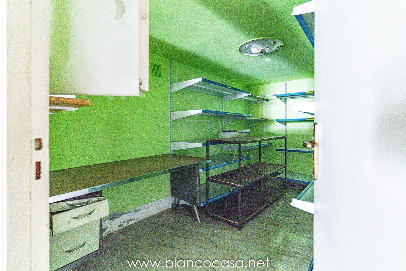 1 slaapkamer Commercieel te koop in Carballo - € 139.990 (Ref: 9383384)