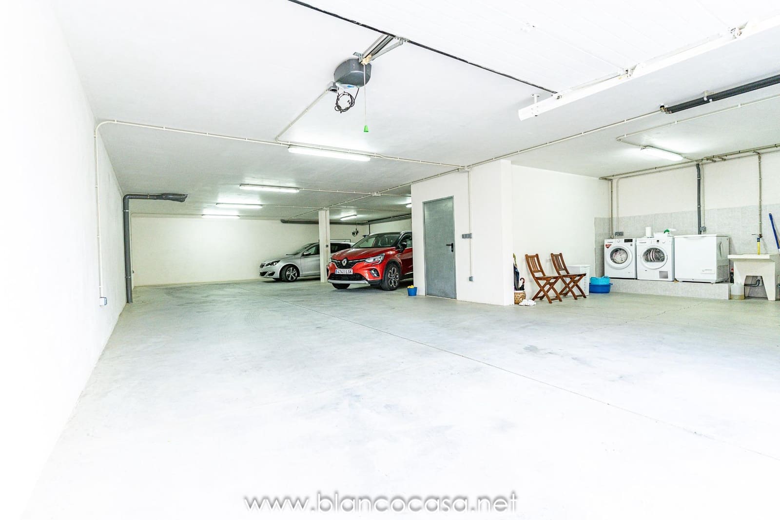 6 sypialnia Willa na sprzedaż w Carballo z garażem - 440 000 € (Ref: 9383387)