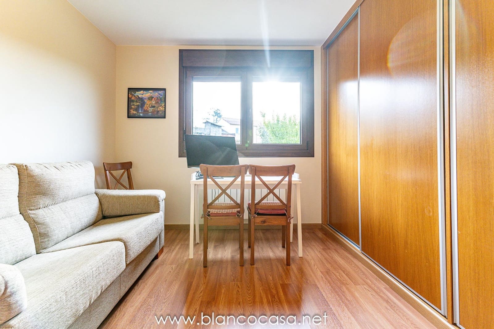 6 sypialnia Willa na sprzedaż w Carballo z garażem - 440 000 € (Ref: 9383387)