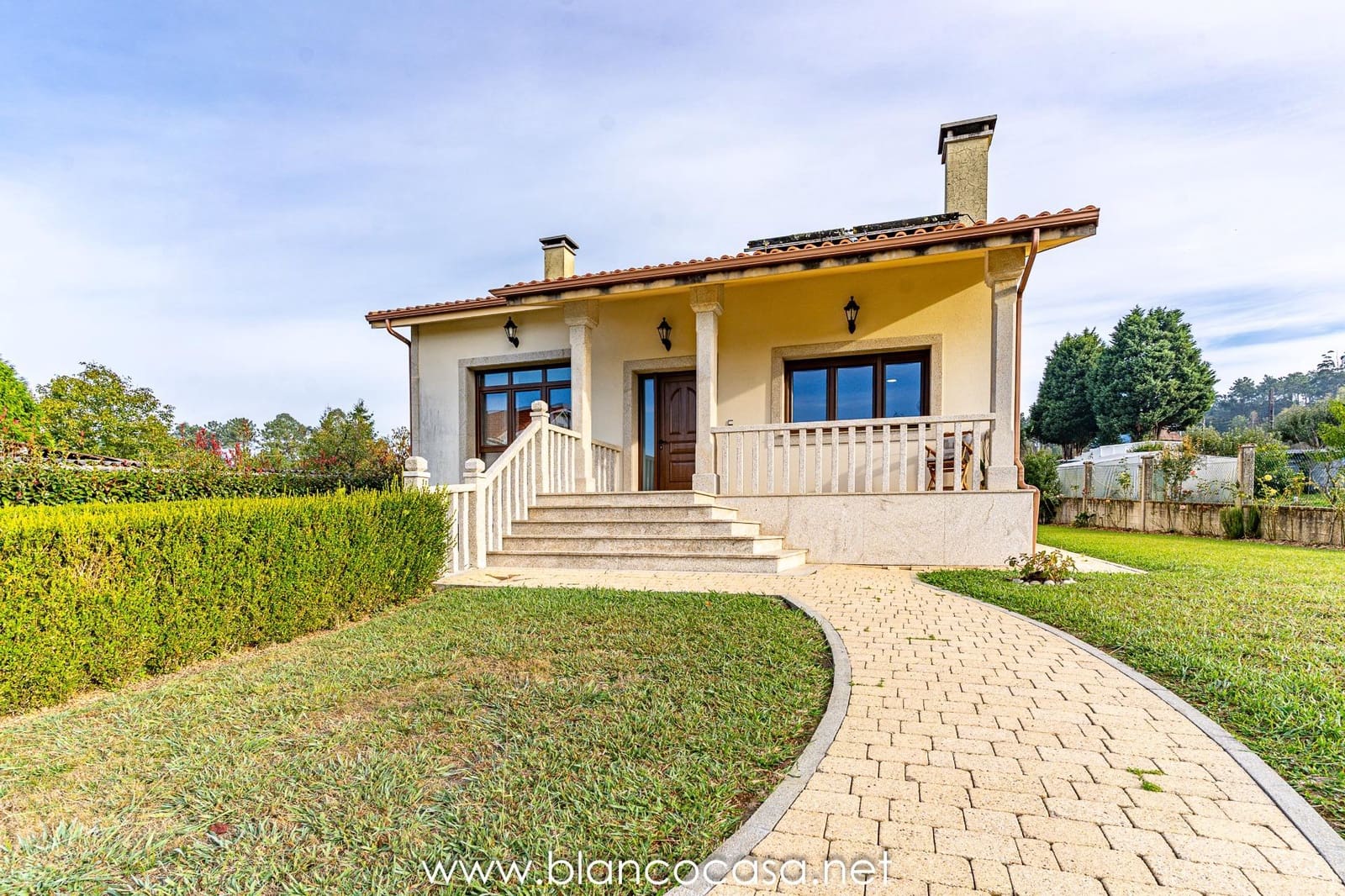 6 sypialnia Willa na sprzedaż w Carballo z garażem - 440 000 € (Ref: 9383387)