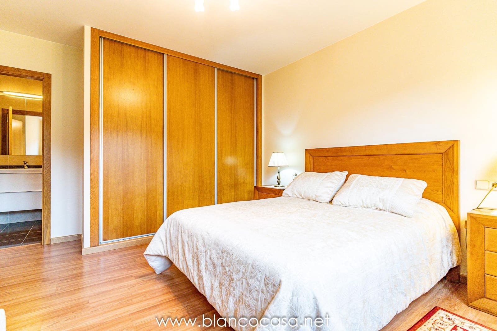 6 sypialnia Willa na sprzedaż w Carballo z garażem - 440 000 € (Ref: 9383387)