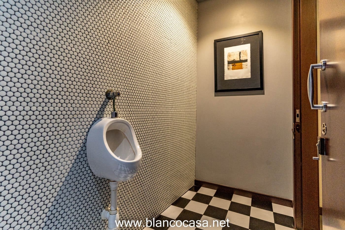 Firma/Unternehmen zu vermieten in Carballo - 500 € (Ref: 9383388)