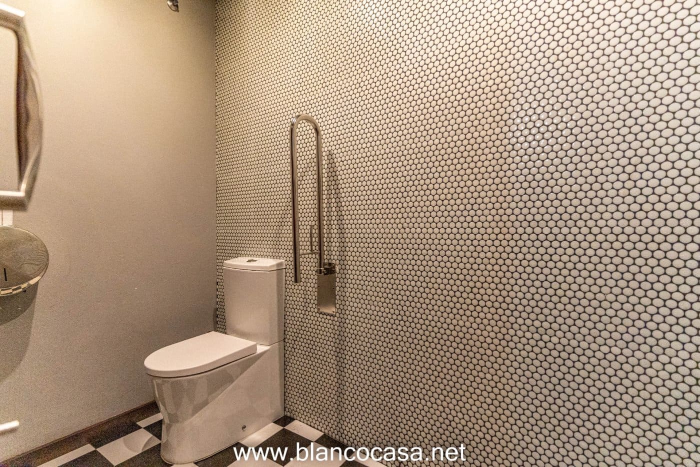 Firma/Unternehmen zu vermieten in Carballo - 500 € (Ref: 9383388)