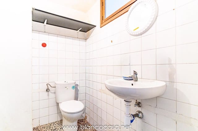 Kommersiell til salgs i Carballo - € 88 000 (Ref: 9383389)