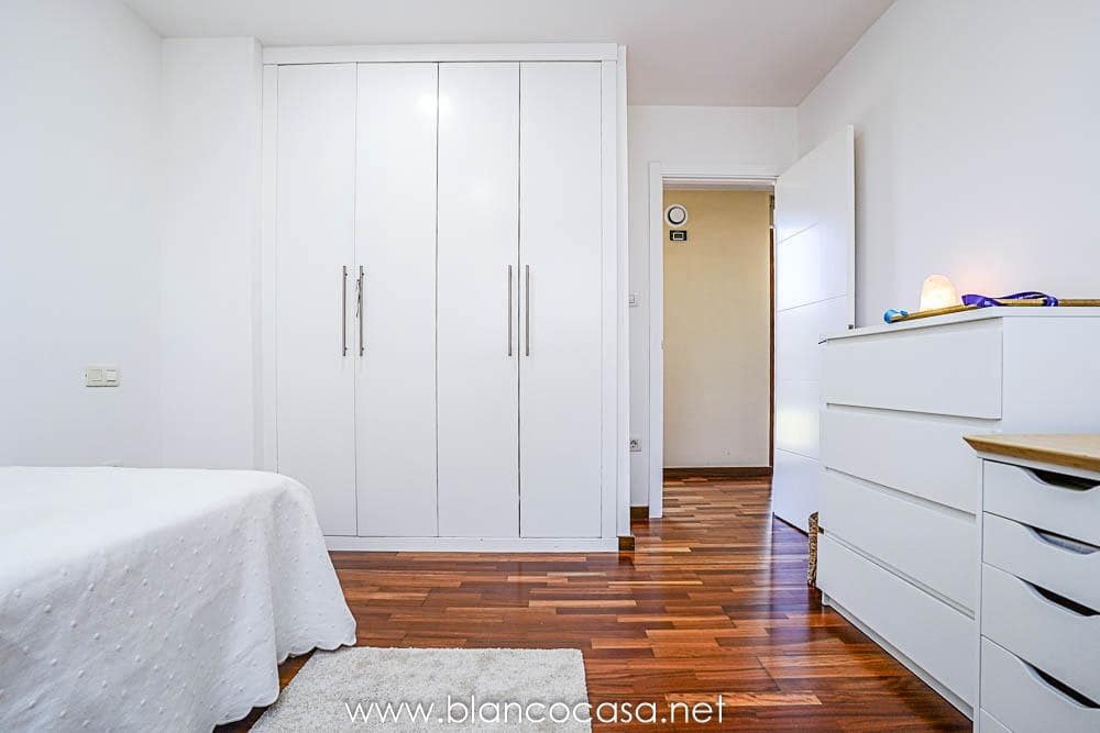 5 sypialnia Willa na sprzedaż w Carballo z garażem - 399 900 € (Ref: 9383391)