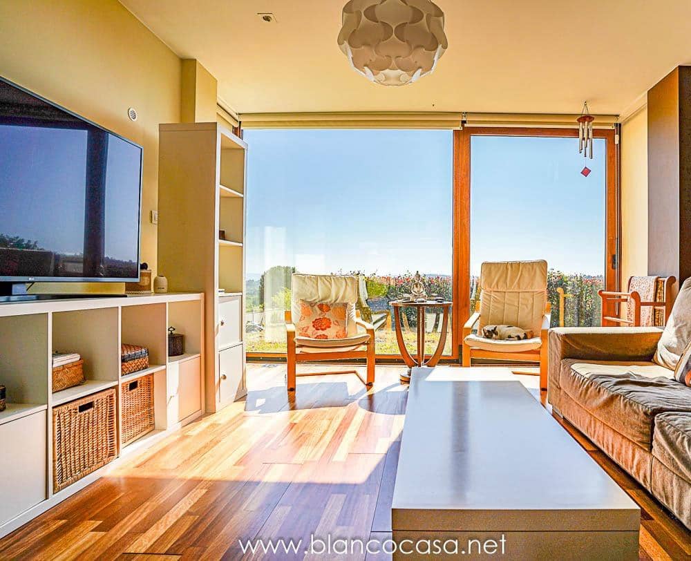 5 sypialnia Willa na sprzedaż w Carballo z garażem - 399 900 € (Ref: 9383391)