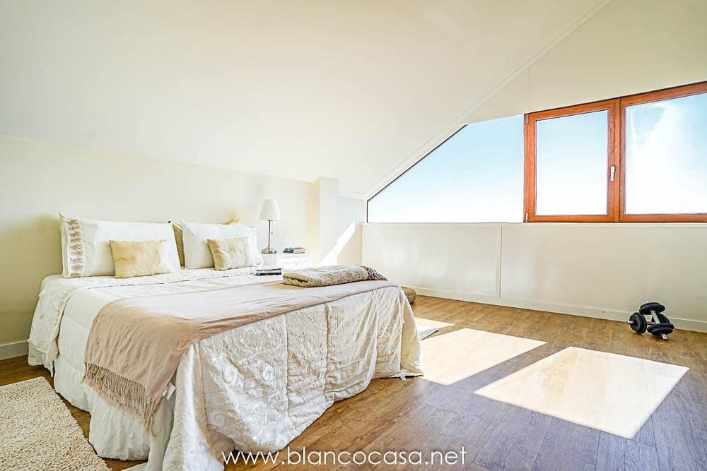 5 sypialnia Willa na sprzedaż w Carballo z garażem - 399 900 € (Ref: 9383391)