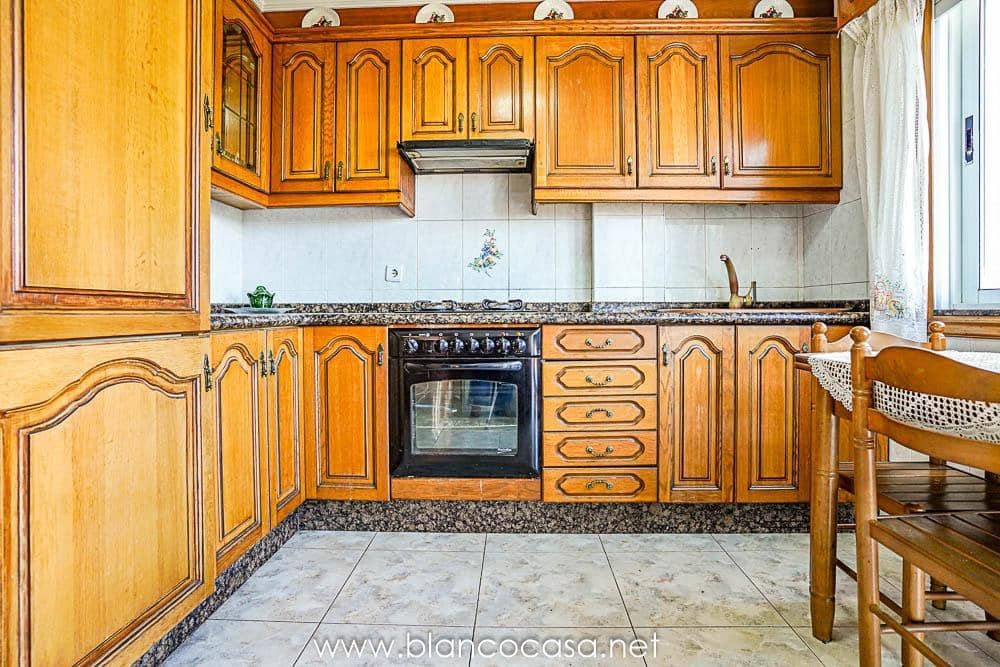 4 sovrum Hus till salu i Arteixo - 330 000 € (Ref: 9383397)