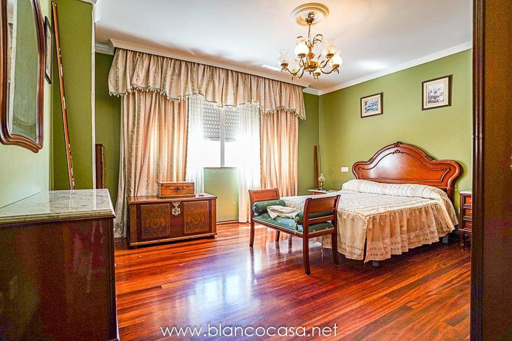 4 sovrum Hus till salu i Arteixo - 330 000 € (Ref: 9383397)