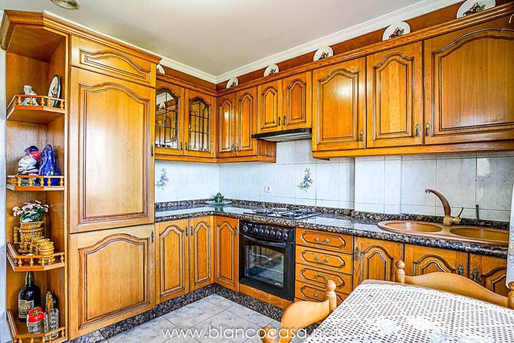 4 sovrum Hus till salu i Arteixo - 330 000 € (Ref: 9383397)