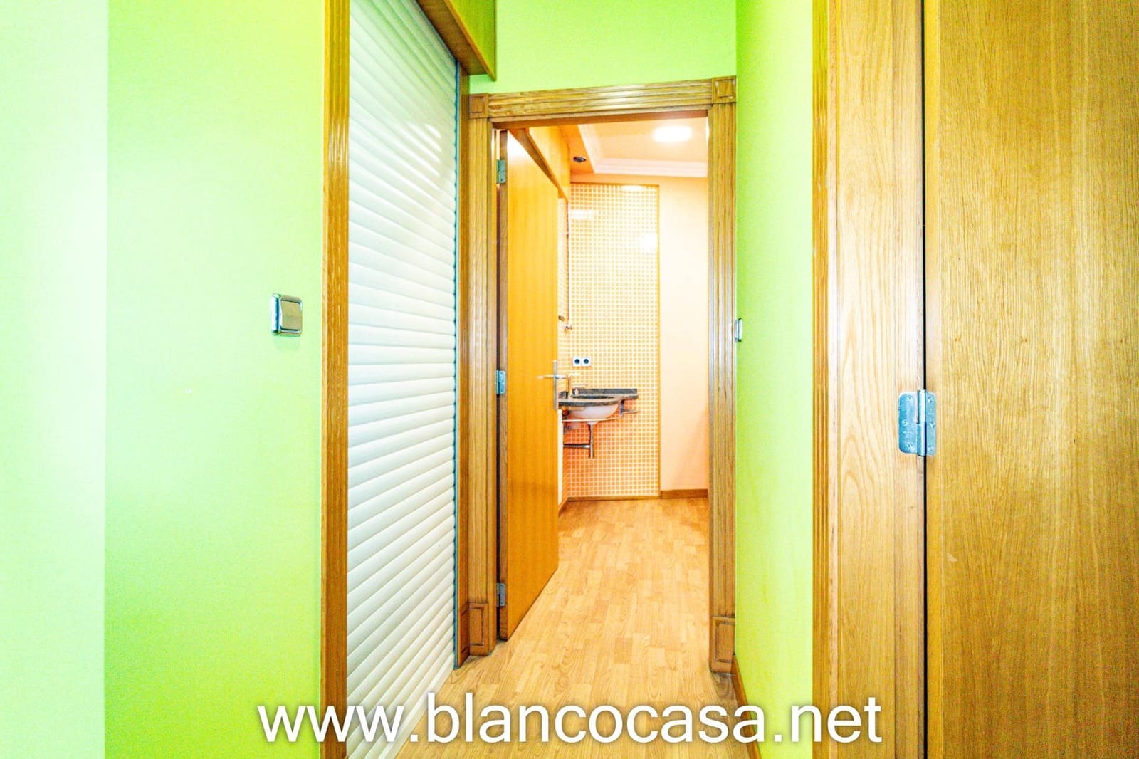 Firma/Unternehmen zu vermieten in Arteixo - 600 € (Ref: 9383398)