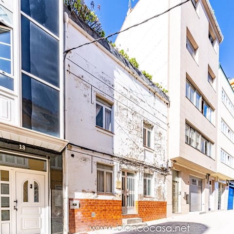 2 soverom Hus til salgs i Malpica de Bergantiños - € 49 999 (Ref: 9383400)