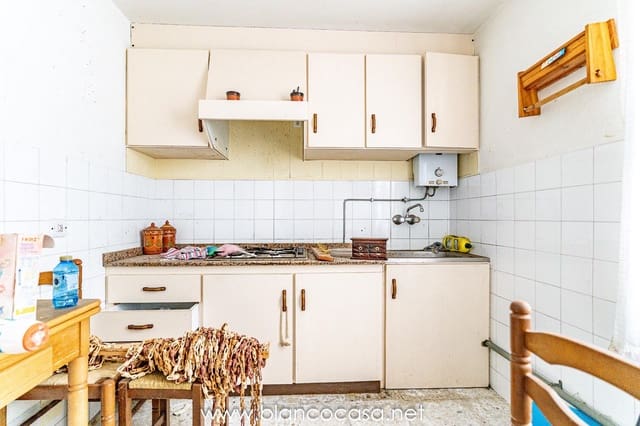 2 soverom Hus til salgs i Malpica de Bergantiños - € 49 999 (Ref: 9383400)