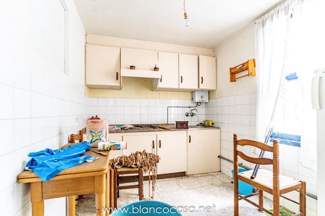 2 soverom Hus til salgs i Malpica de Bergantiños - € 49 999 (Ref: 9383400)