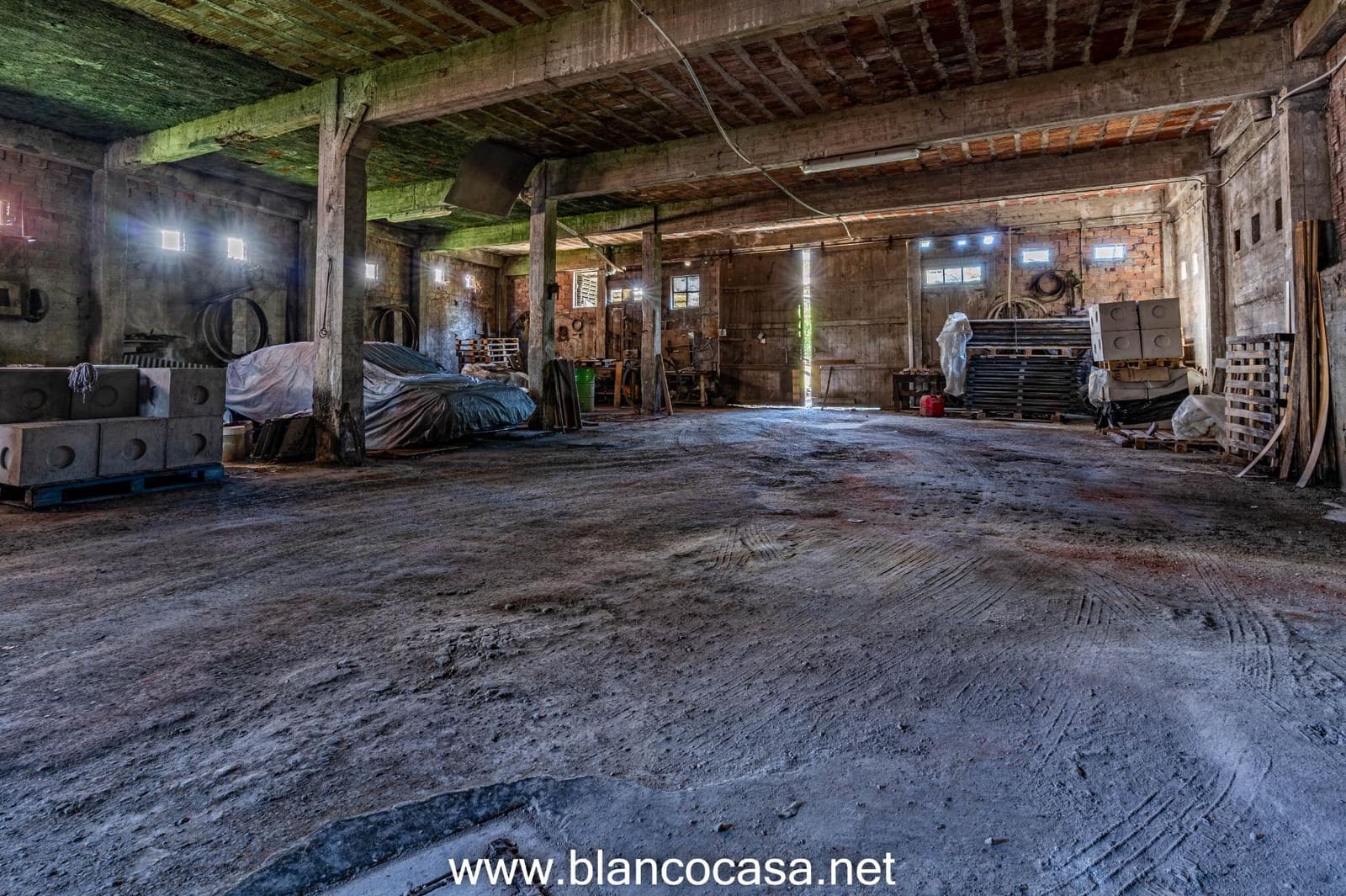 5 makuuhuone Omakotitalo myytävänä paikassa Carballo mukana 
autotalli - 215 000 € (Ref: 9383401)