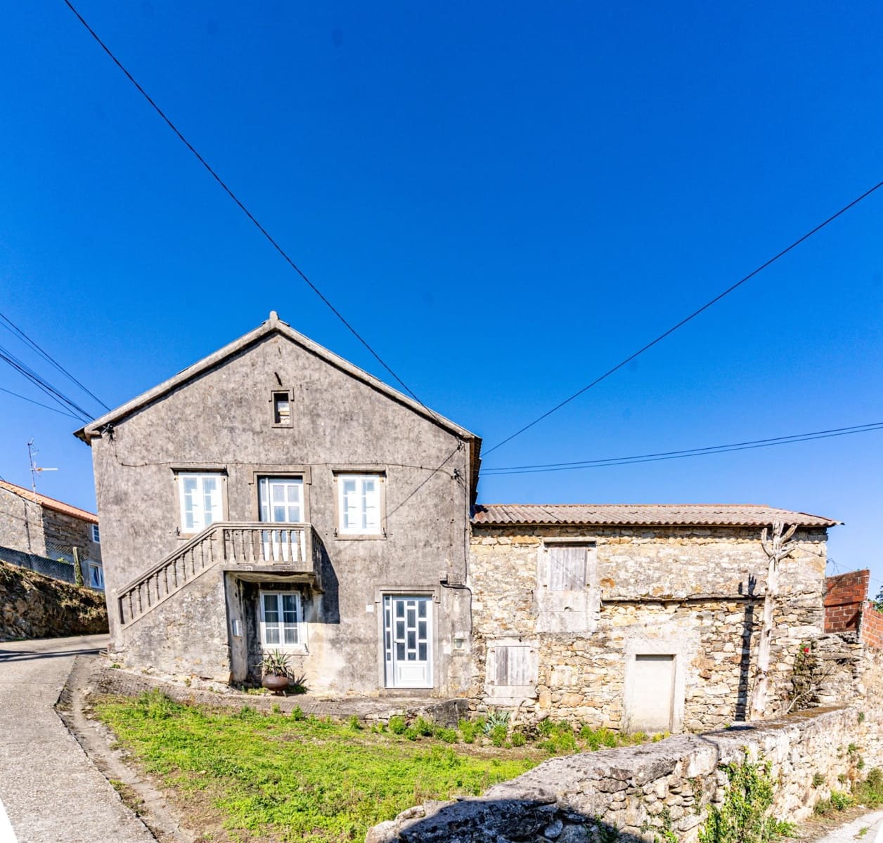 3 quarto Quinta/Casa Rural para venda em Malpica de Bergantinos com garagem - 89 000 € (Ref: 9383403)