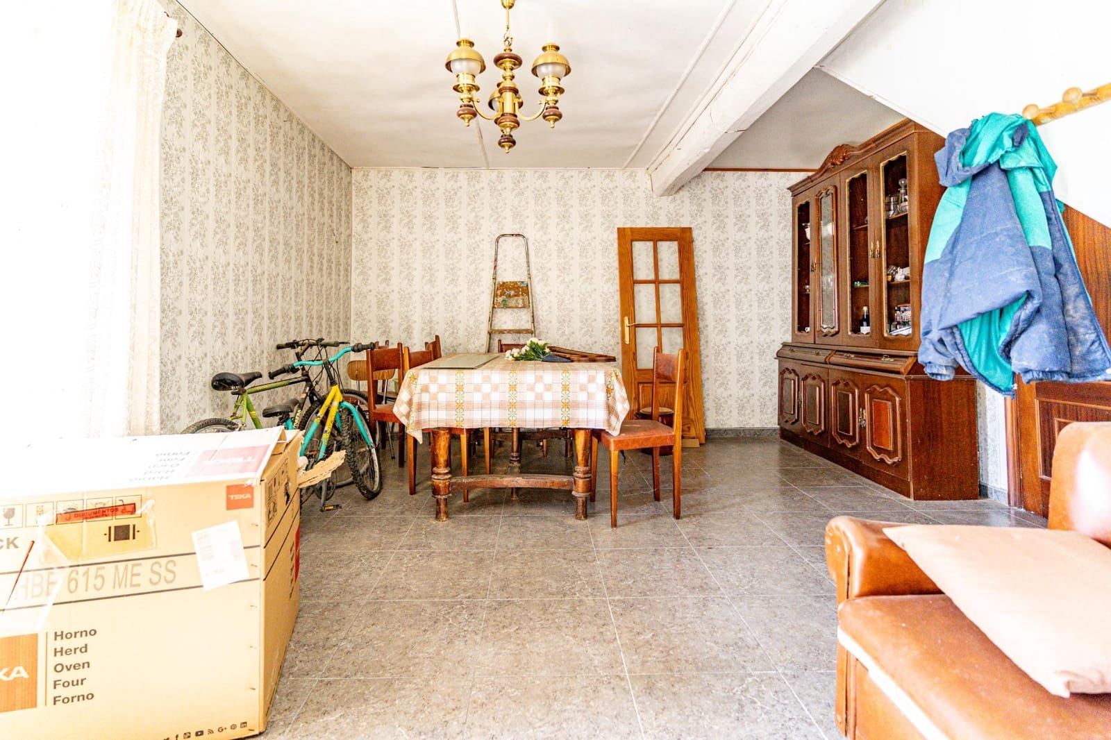 3 quarto Quinta/Casa Rural para venda em Malpica de Bergantinos com garagem - 89 000 € (Ref: 9383403)