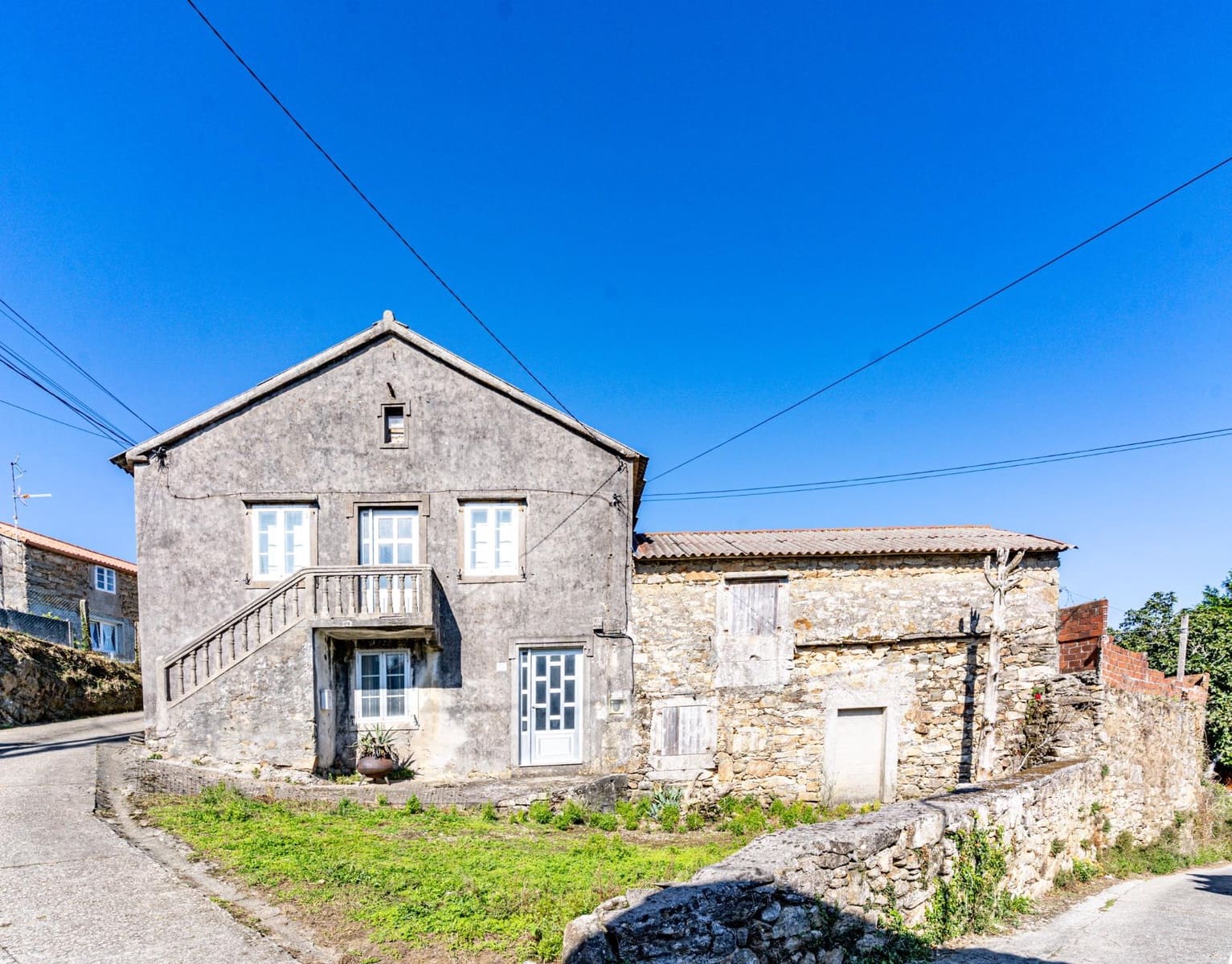 3 quarto Quinta/Casa Rural para venda em Malpica de Bergantinos com garagem - 89 000 € (Ref: 9383403)