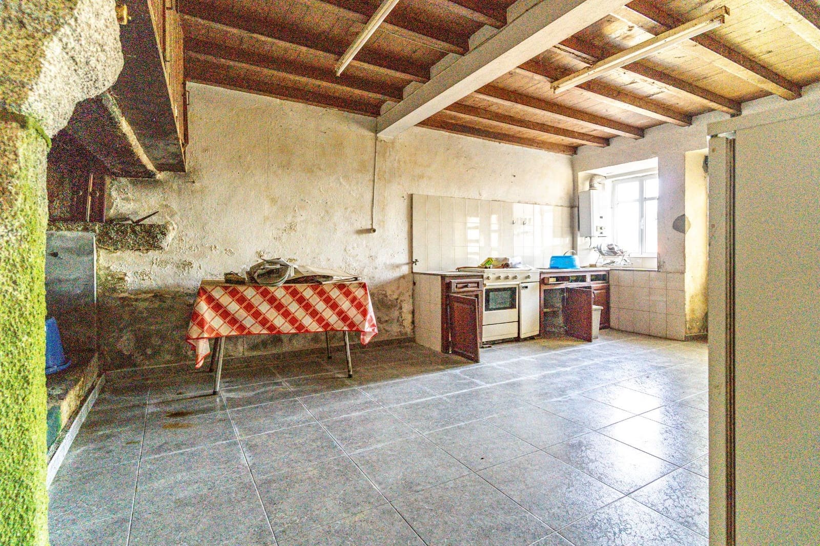 3 quarto Quinta/Casa Rural para venda em Malpica de Bergantinos com garagem - 89 000 € (Ref: 9383403)