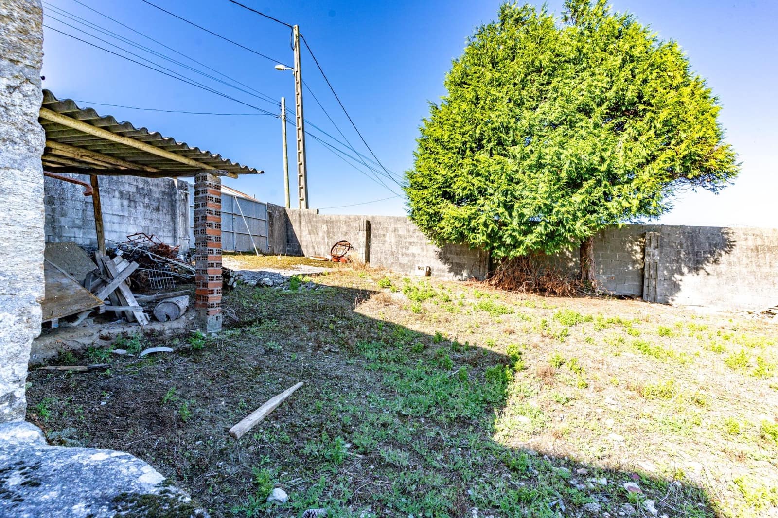 3 quarto Quinta/Casa Rural para venda em Malpica de Bergantinos com garagem - 89 000 € (Ref: 9383403)