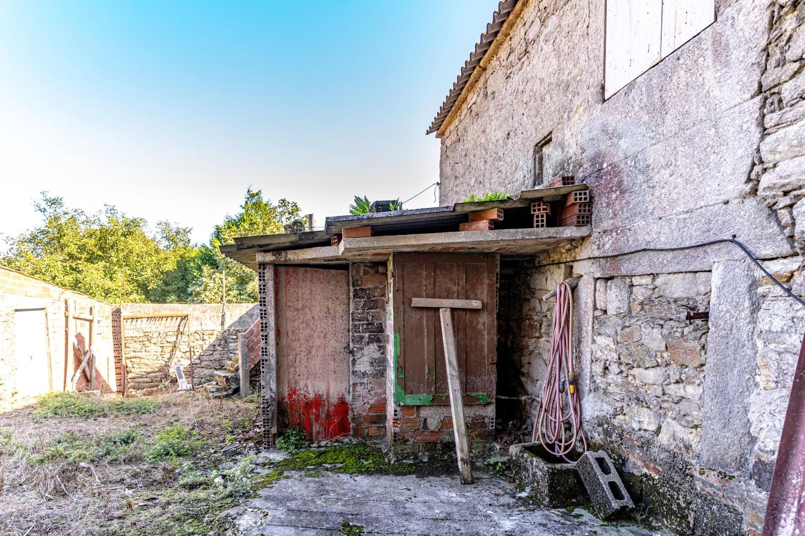 3 quarto Quinta/Casa Rural para venda em Malpica de Bergantinos com garagem - 89 000 € (Ref: 9383403)