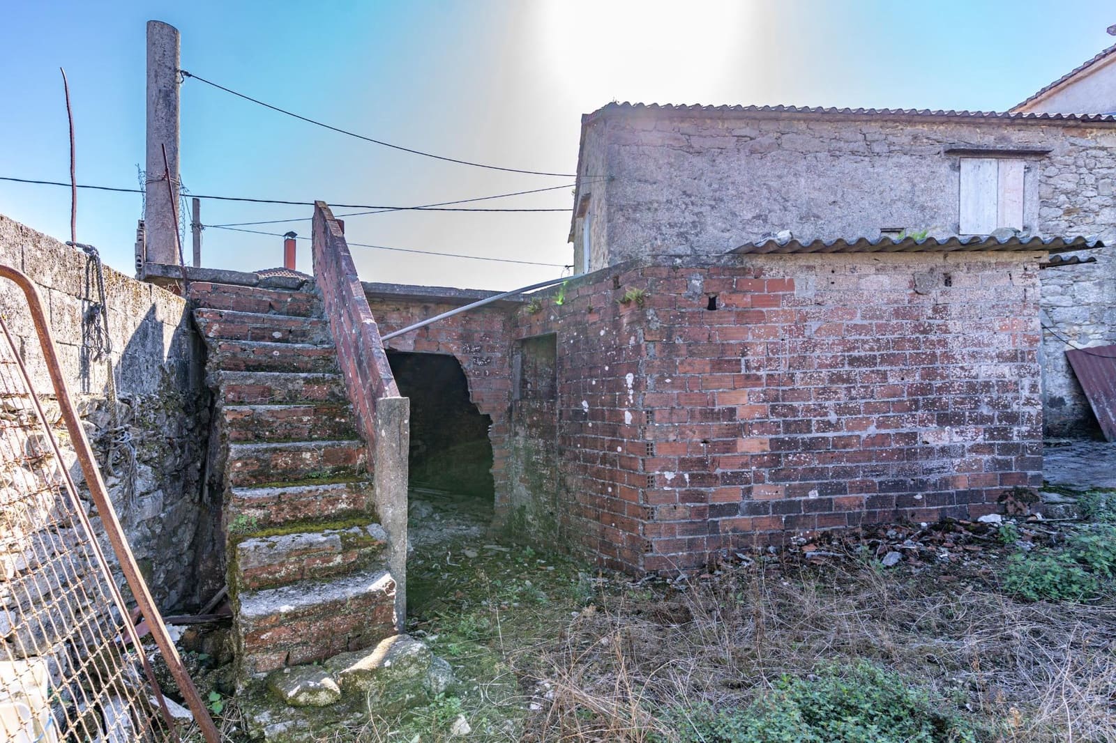 3 quarto Quinta/Casa Rural para venda em Malpica de Bergantinos com garagem - 89 000 € (Ref: 9383403)