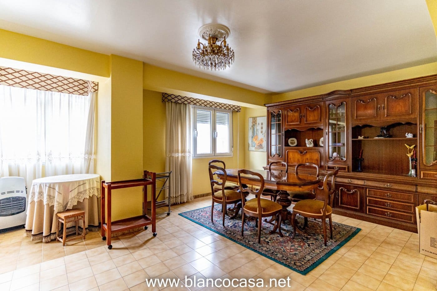 8 makuuhuone Kaupallinen myytävänä paikassa Carballo - 850 000 € (Ref: 9383405)