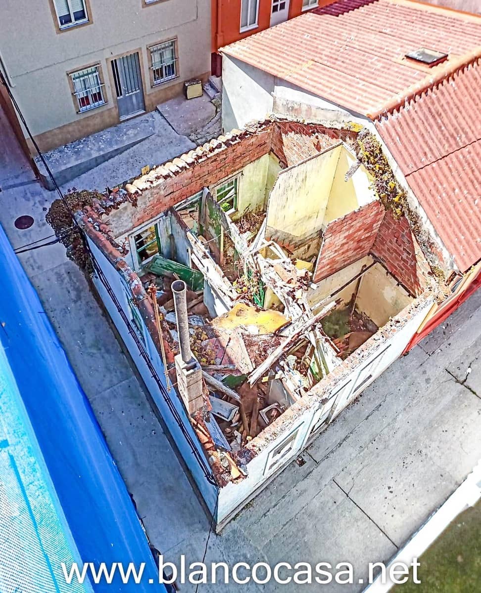 Huis te koop in Malpica de Bergantinos - € 43.690 (Ref: 9383409)