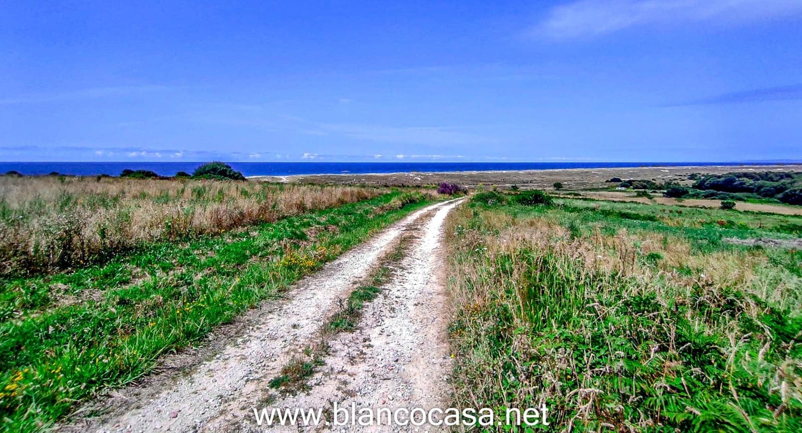 Rakentamaton maa myytävänä paikassa Carballo - 27 000 € (Ref: 9383412)