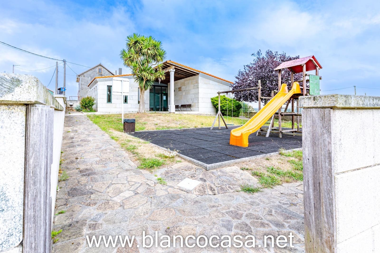 Działka budowlana na sprzedaż w A Laracha - 119 900 € (Ref: 9383413)