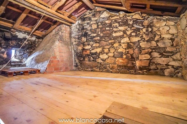 1 quarto Quinta/Casa Rural para venda em Coristanco - 55 990 € (Ref: 9383416)