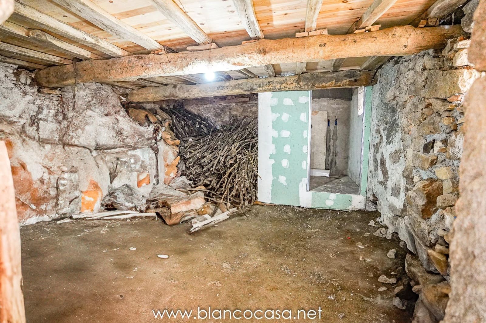 1 quarto Quinta/Casa Rural para venda em Coristanco - 55 990 € (Ref: 9383416)