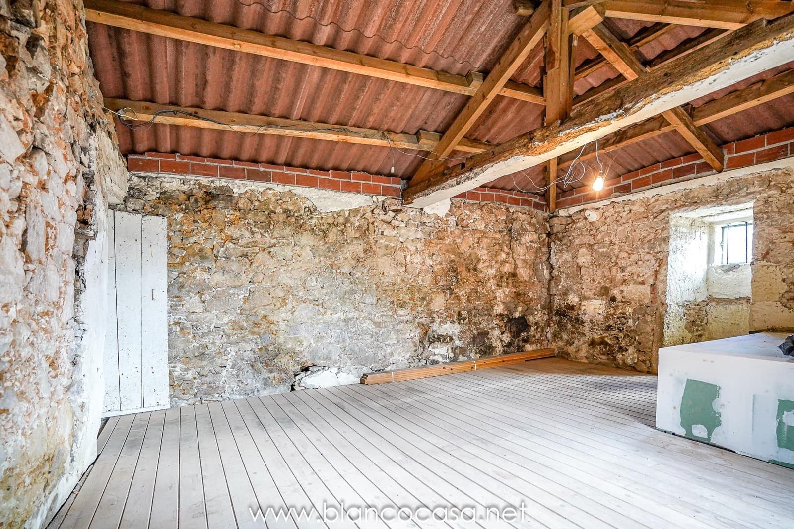 1 quarto Quinta/Casa Rural para venda em Coristanco - 55 990 € (Ref: 9383416)