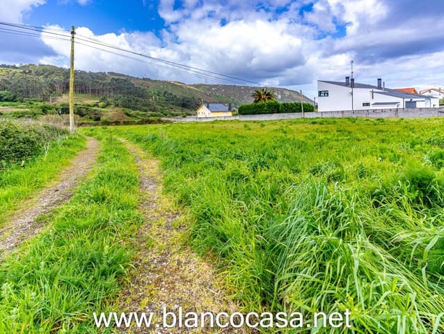 Building Plot for sale in Malpica de Bergantiños - € 74,999 (Ref: 9383417)