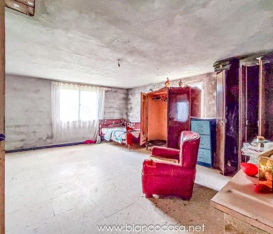 5 soverom Finca/Herregård til salgs i Carballo med garasje - € 59 900 (Ref: 9383419)