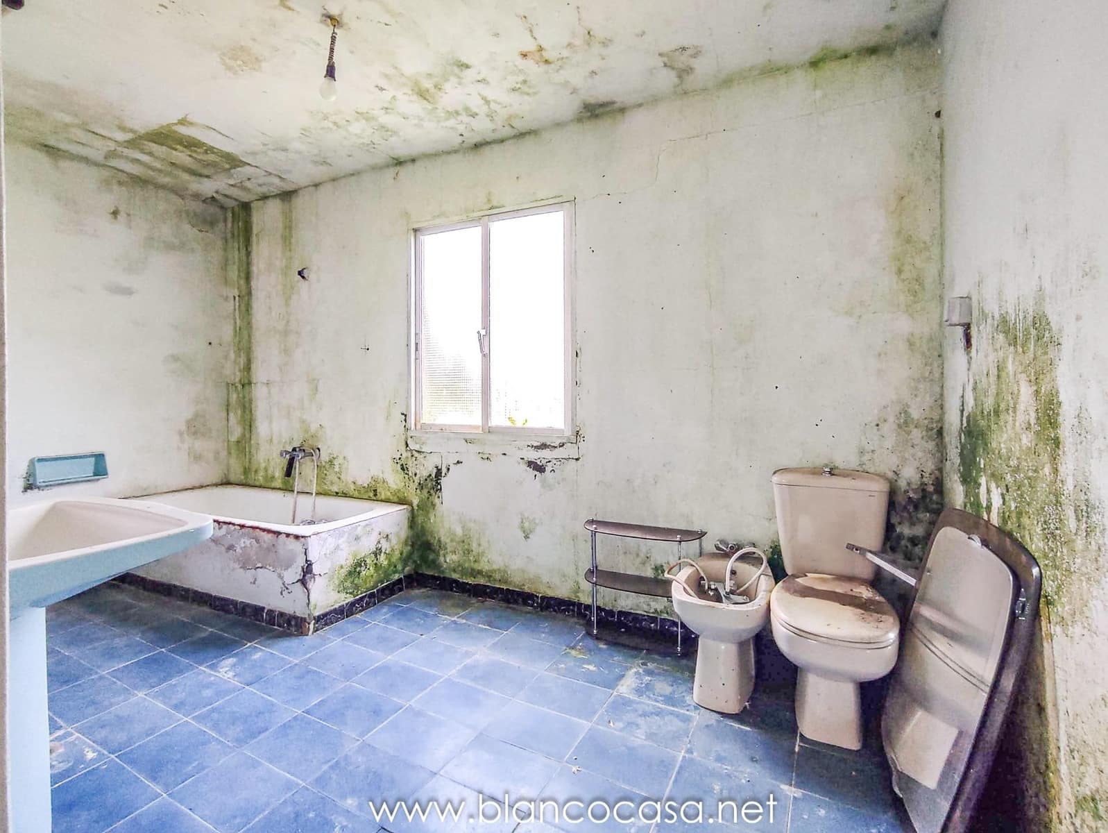 5 quarto Quinta/Casa Rural para venda em Carballo com garagem - 59 900 € (Ref: 9383419)