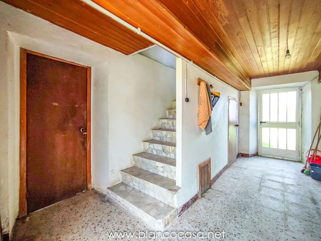 5 soverom Finca/Herregård til salgs i Carballo med garasje - € 59 900 (Ref: 9383419)