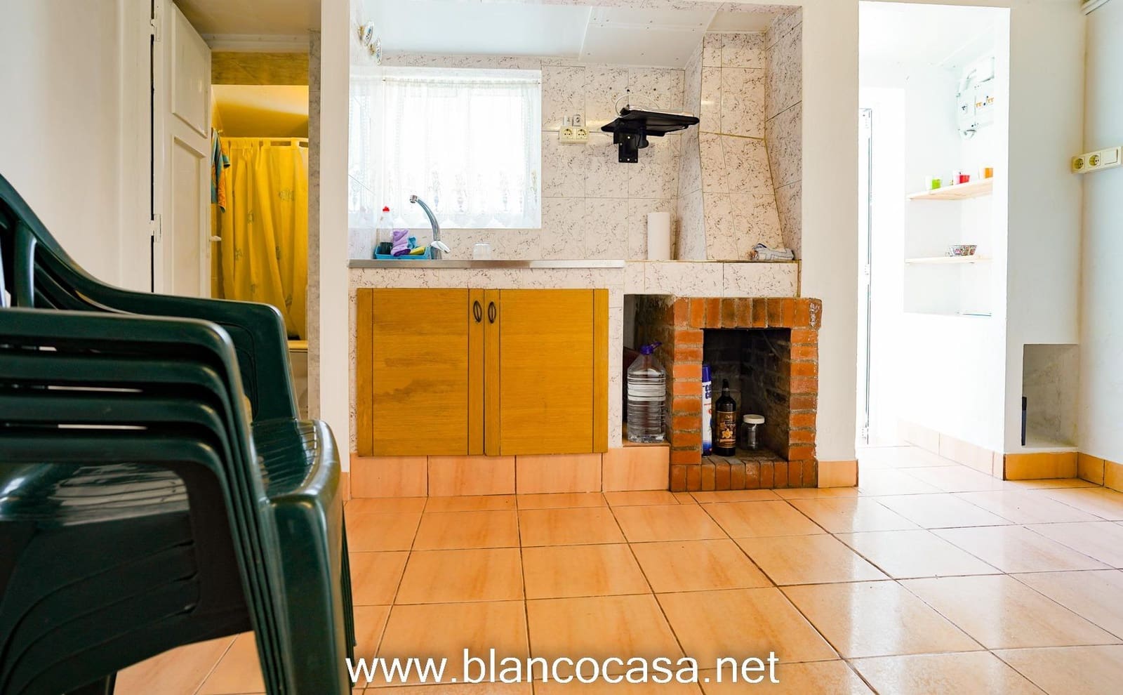 1 bedroom Finca/Country House for sale in Malpica de Bergantinos - € 85,000 (Ref: 9383422)