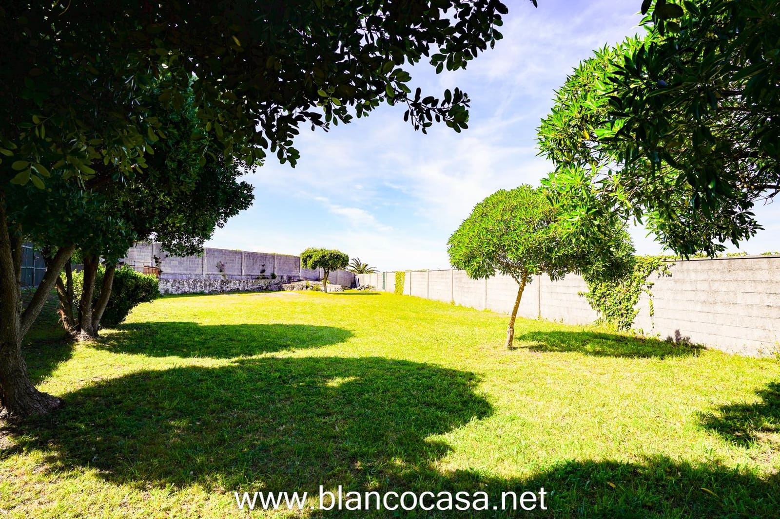 1 bedroom Finca/Country House for sale in Malpica de Bergantinos - € 85,000 (Ref: 9383422)