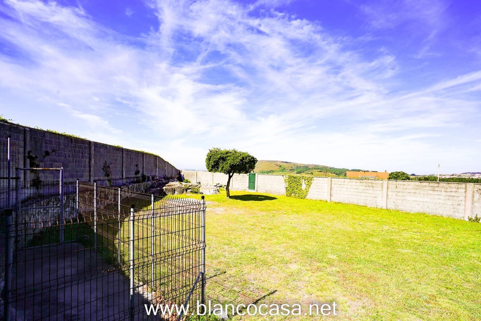 1 bedroom Finca/Country House for sale in Malpica de Bergantinos - € 85,000 (Ref: 9383422)