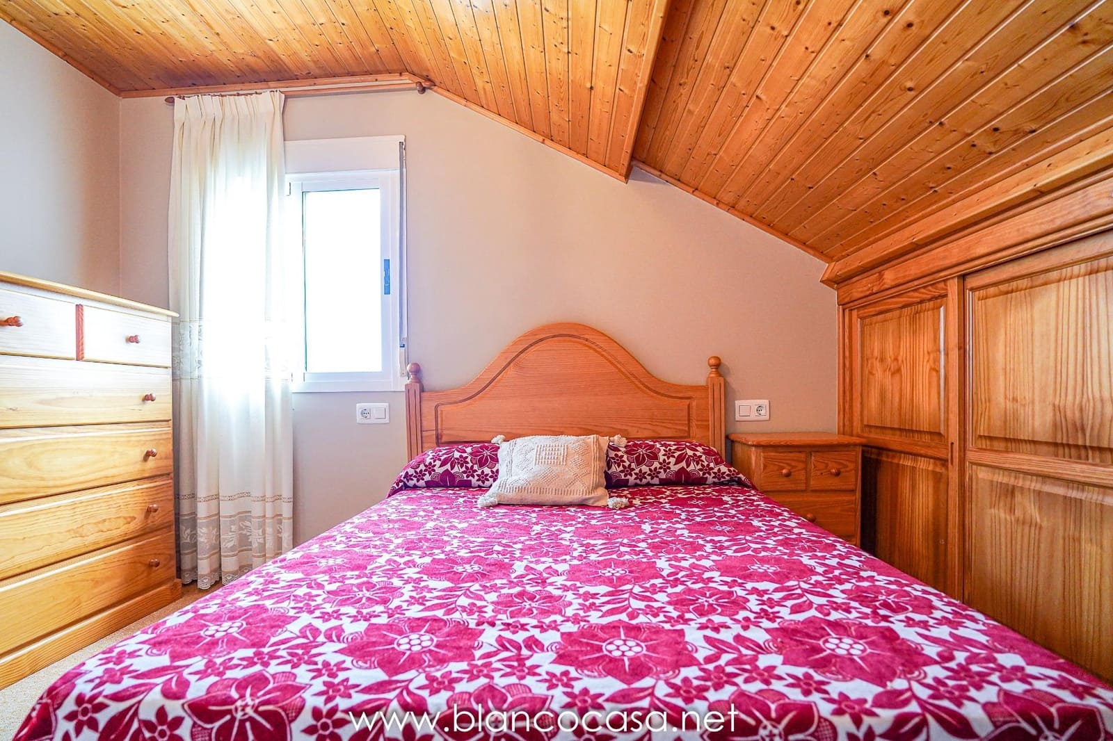 7 sypialnia Finka/Dom wiejski na sprzedaż w Malpica de Bergantinos z garażem - 294 000 € (Ref: 9383424)