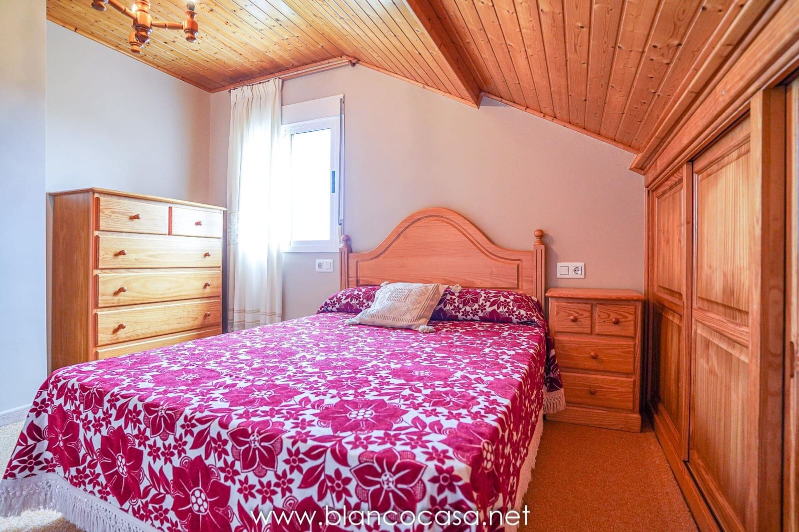 7 sypialnia Finka/Dom wiejski na sprzedaż w Malpica de Bergantinos z garażem - 294 000 € (Ref: 9383424)