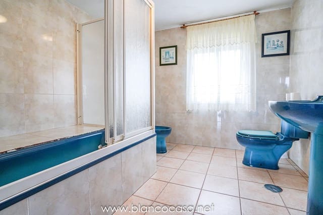 7 soverom Finca/Herregård til salgs i Malpica de Bergantiños med garasje - € 294 000 (Ref: 9383424)