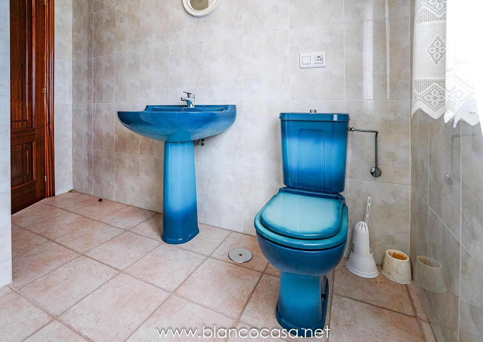 7 sypialnia Finka/Dom wiejski na sprzedaż w Malpica de Bergantinos z garażem - 294 000 € (Ref: 9383424)