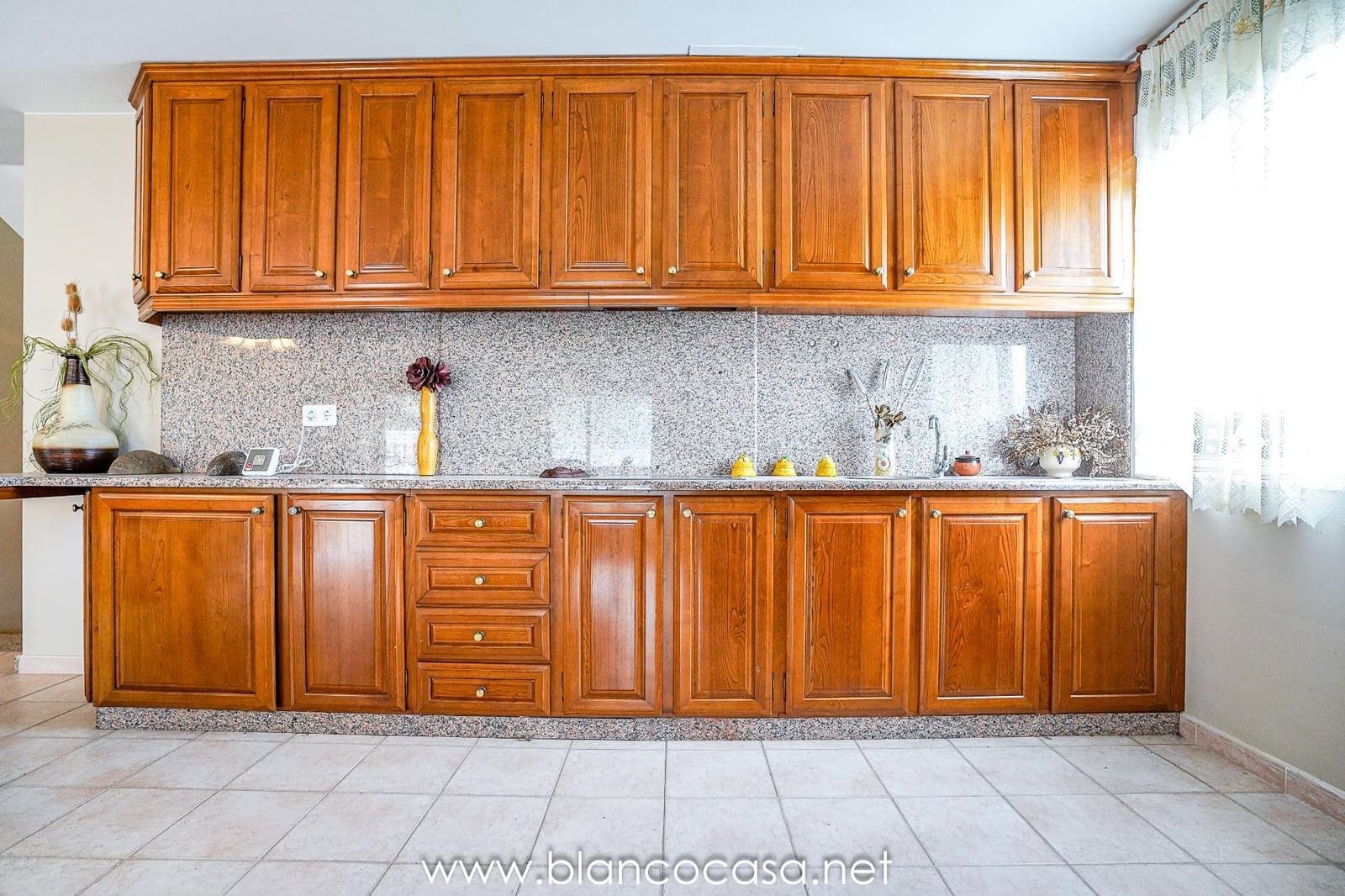 7 sypialnia Finka/Dom wiejski na sprzedaż w Malpica de Bergantinos z garażem - 294 000 € (Ref: 9383424)