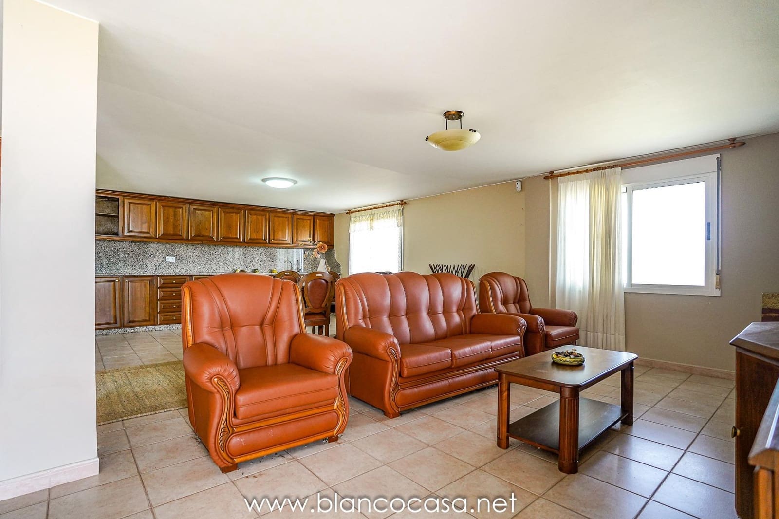 7 sypialnia Finka/Dom wiejski na sprzedaż w Malpica de Bergantinos z garażem - 294 000 € (Ref: 9383424)