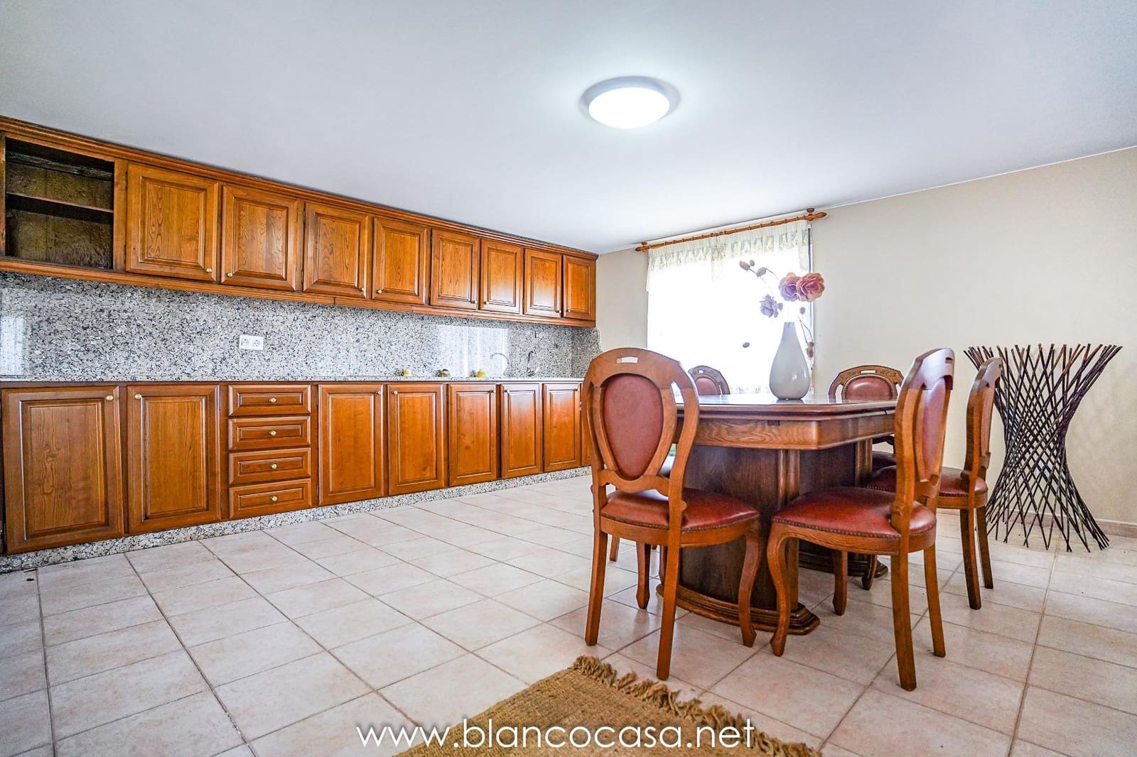 7 sypialnia Finka/Dom wiejski na sprzedaż w Malpica de Bergantinos z garażem - 294 000 € (Ref: 9383424)