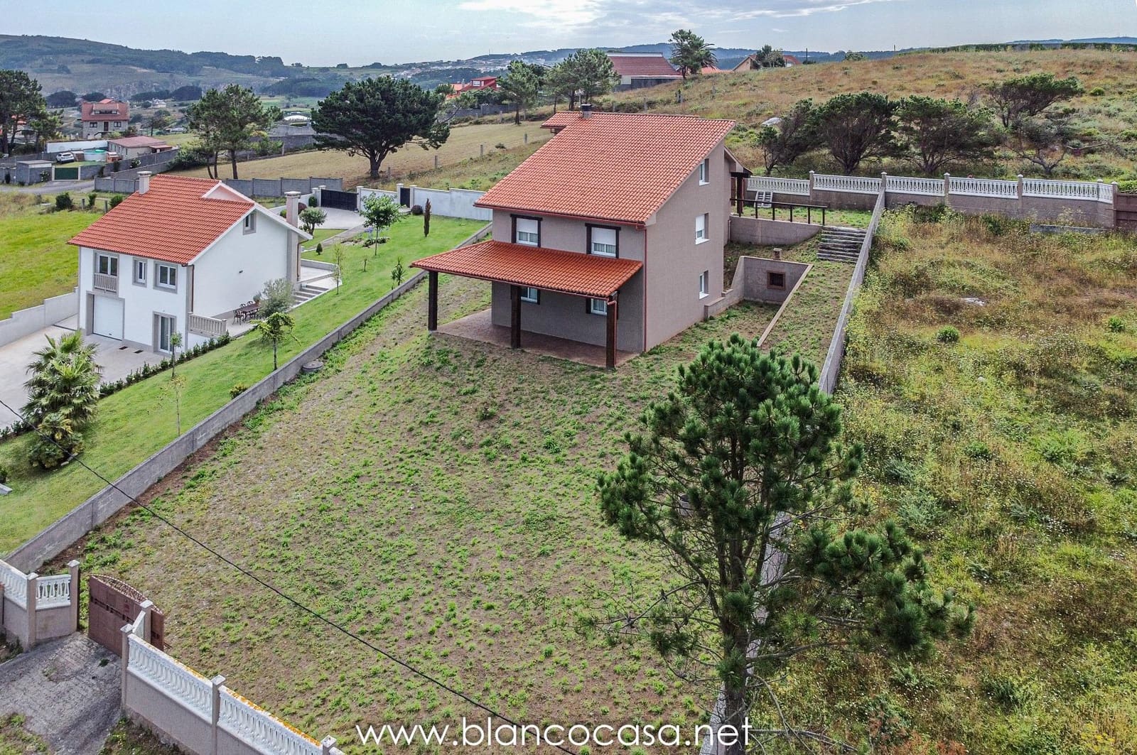 7 sypialnia Finka/Dom wiejski na sprzedaż w Malpica de Bergantinos z garażem - 294 000 € (Ref: 9383424)