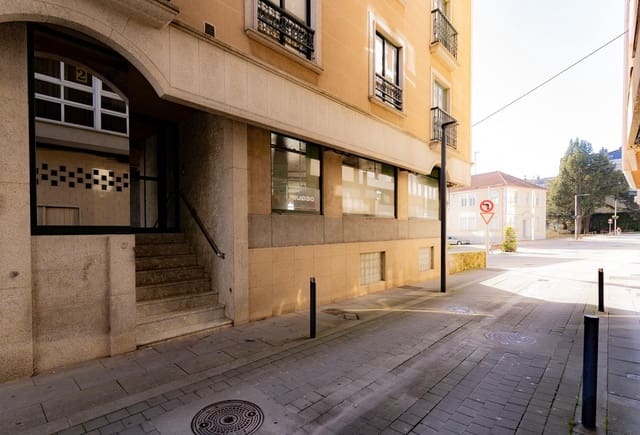 Kommersiell til salgs i Carballo - € 84 900 (Ref: 9383425)