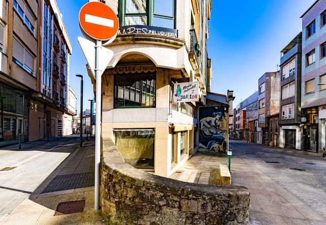 Kommersiell til salgs i Carballo - € 84 900 (Ref: 9383425)